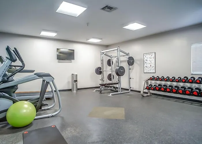 4 Beds Walk To Downtown Nashville Pool And Parking