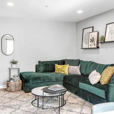 4 Beds Walk To Downtown Nashville Pool And Parking Exterior photo