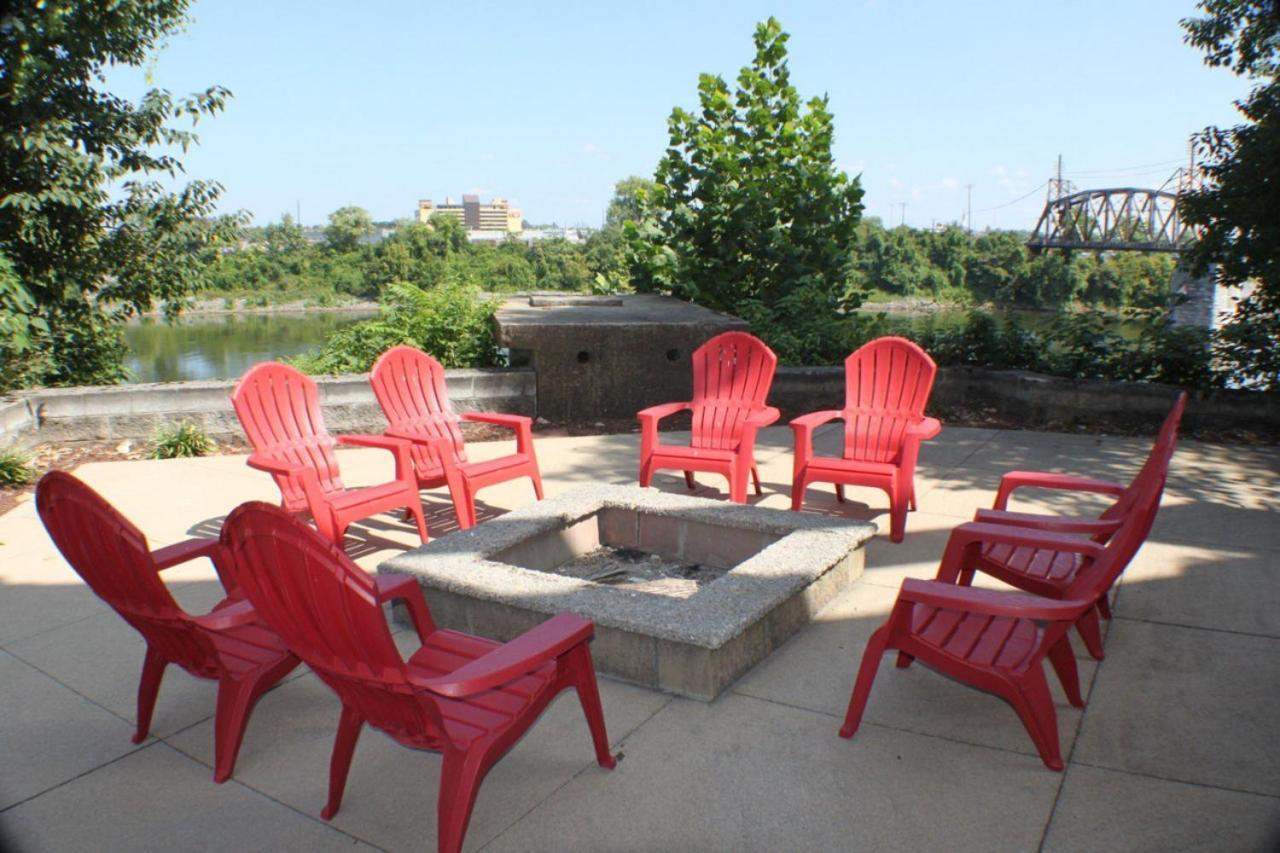 4 Beds Walk To Downtown Pool And Parking * Nashville